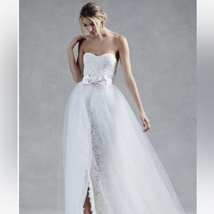 Oscar de la Renta White Lace Strapless Wedding Gown